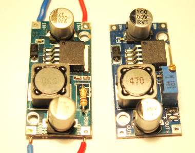 Breakout-Board LM2596 ADJ, rechts vor dem Eingriff, links danach